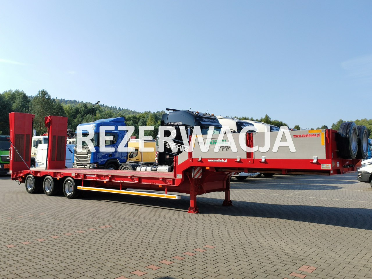 niskopodwoziowa Bodex JANMIL Burtówka Laweta Niskopodłogowa Podczołgówka 3-Osie Oś-podnoszona Najazdy Hydrauliczne Poszerzana Komplet Burt Burtowa